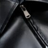 Veste Bomber Urbaine pour Homme – Imprimé Chicago Script avec Contour Contrasté