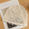 Bonnet Ample Ajouré à la Main pour Femme – Bonnet Léger Élastique et Sans Bord en Maille Tissée, Style Décontracté & Chic
