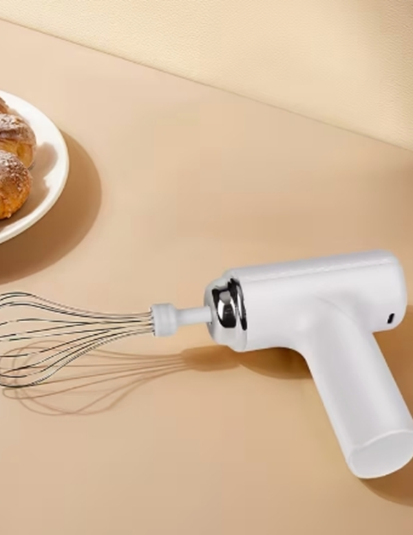 Batteur Électrique à Main Sans Fil HOTU – Mixeur Portable Rechargeable par USB, Léger et Ergonomique pour Pâtisserie (Gâteaux, Muffins, Biscuits)