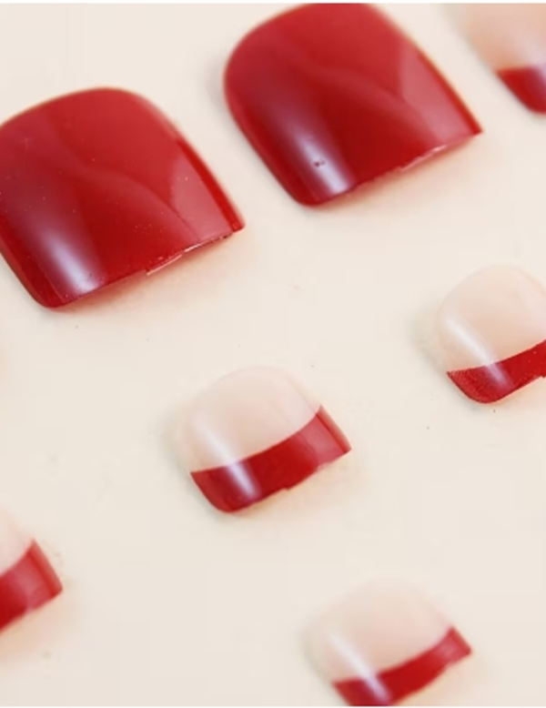 Faux Ongles d'Orteils Press-On Carrés Courts – Kit de 24 Pièces avec Bords Rouges et Motifs Géométriques Simples et Sophistiqués