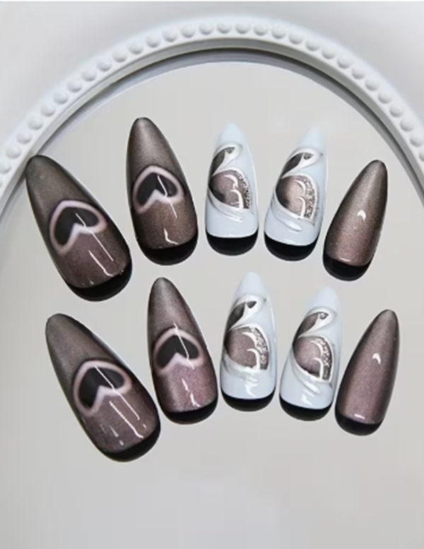 Rectangle 879 (43) Faux Ongles Press-On Nails 3D Premium – Kit de 24 Pièces Amovibles, Effet Œil de Chat, Motifs Papillon, Cœur Creux & Accents Style Western