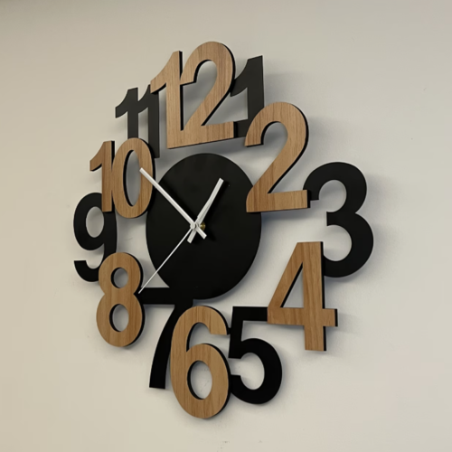 Horloge Murale Silhouette Asymétrique
