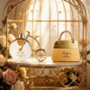Coffret Duo de Parfums Tendance « Sac à Main Doré & Vélo Blanc Doré » – Lot de 2 Pièces (50ml + 25ml), Combinaison de Fragrances Florales, Épicées et Musquées